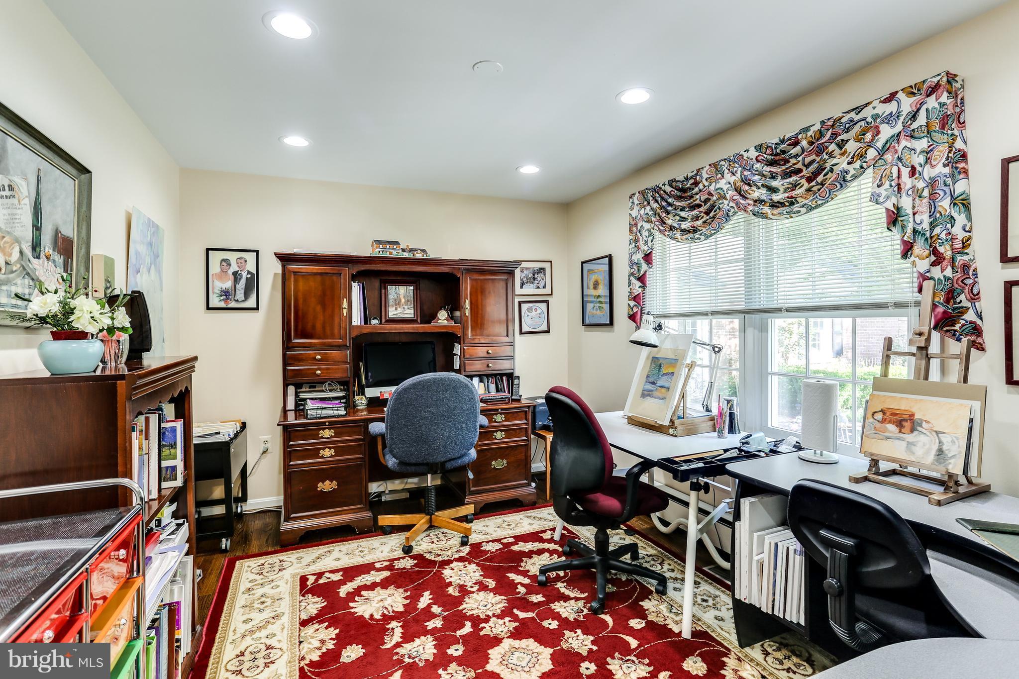 Art Room - Office