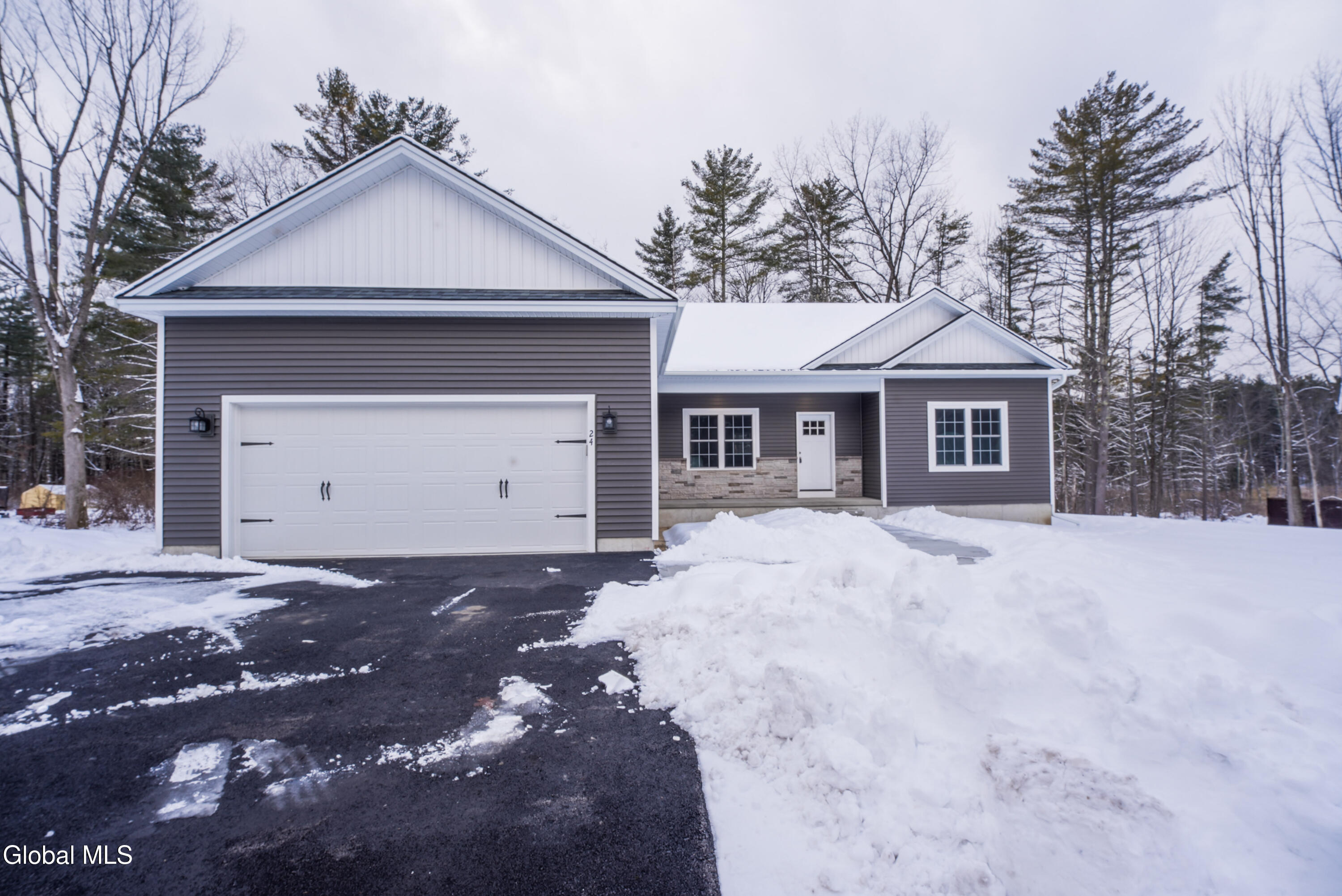 18 Wolfe Road Queensbury, NY 12804 - Photo 30 of 37 32-DSC05247-HDR