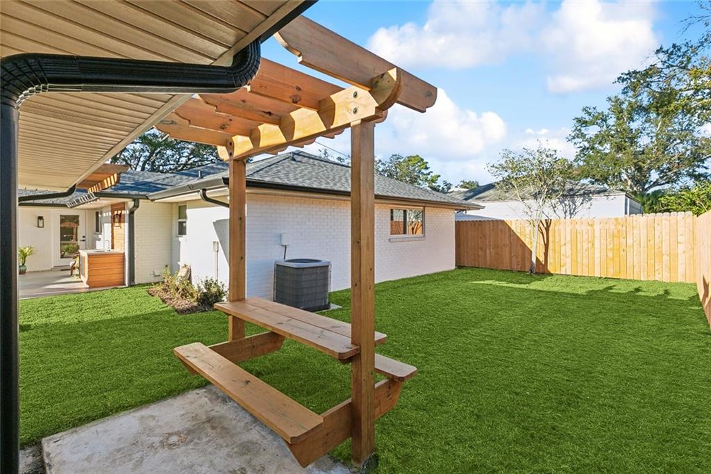 201 Nelson Drive River Ridge, LA 70123 - Photo 20 of 22