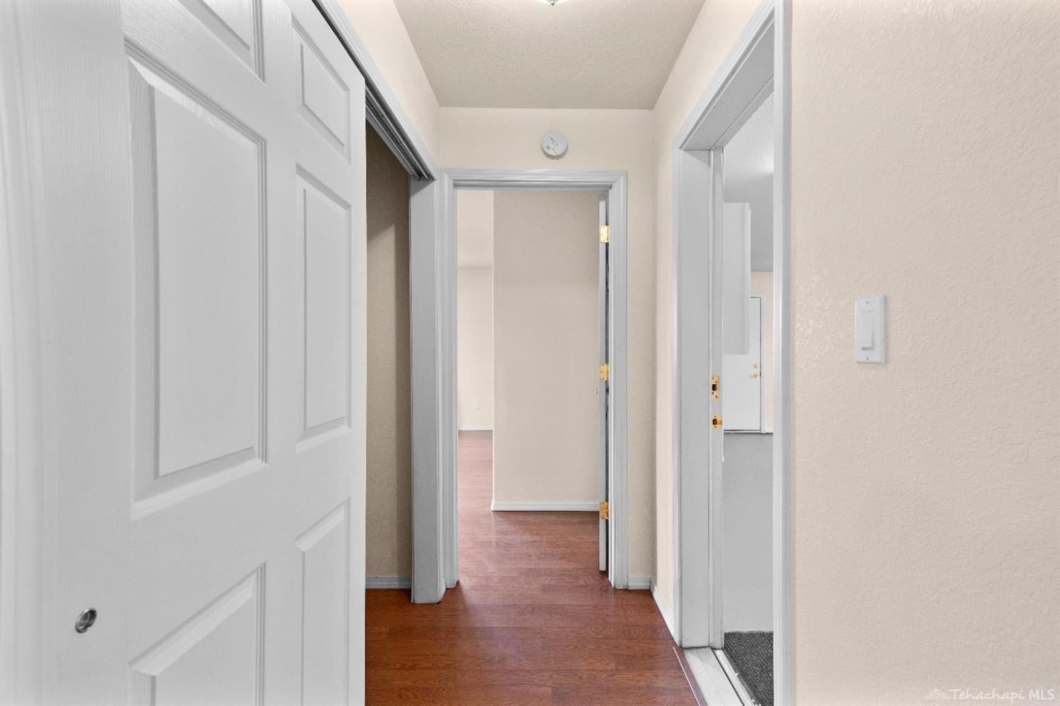 18331 Wrangler Way Tehachapi, CA 93561 - Photo 10 of 24 Gallery Image 10