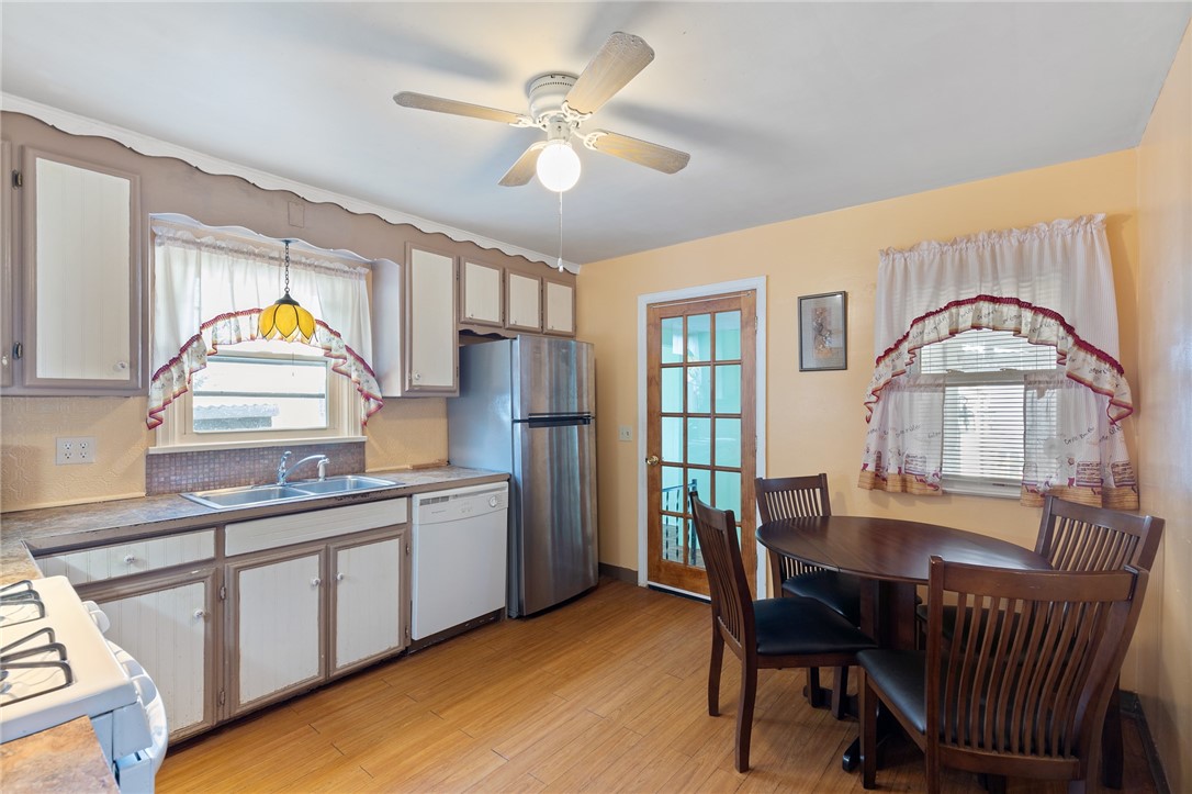 1980 Norton Street Rochester, NY 14609 - Photo 8 of 38