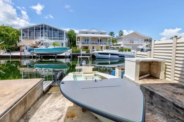 $1,399,900 | 157 Caloosa Street, Tavernier, FL 33070