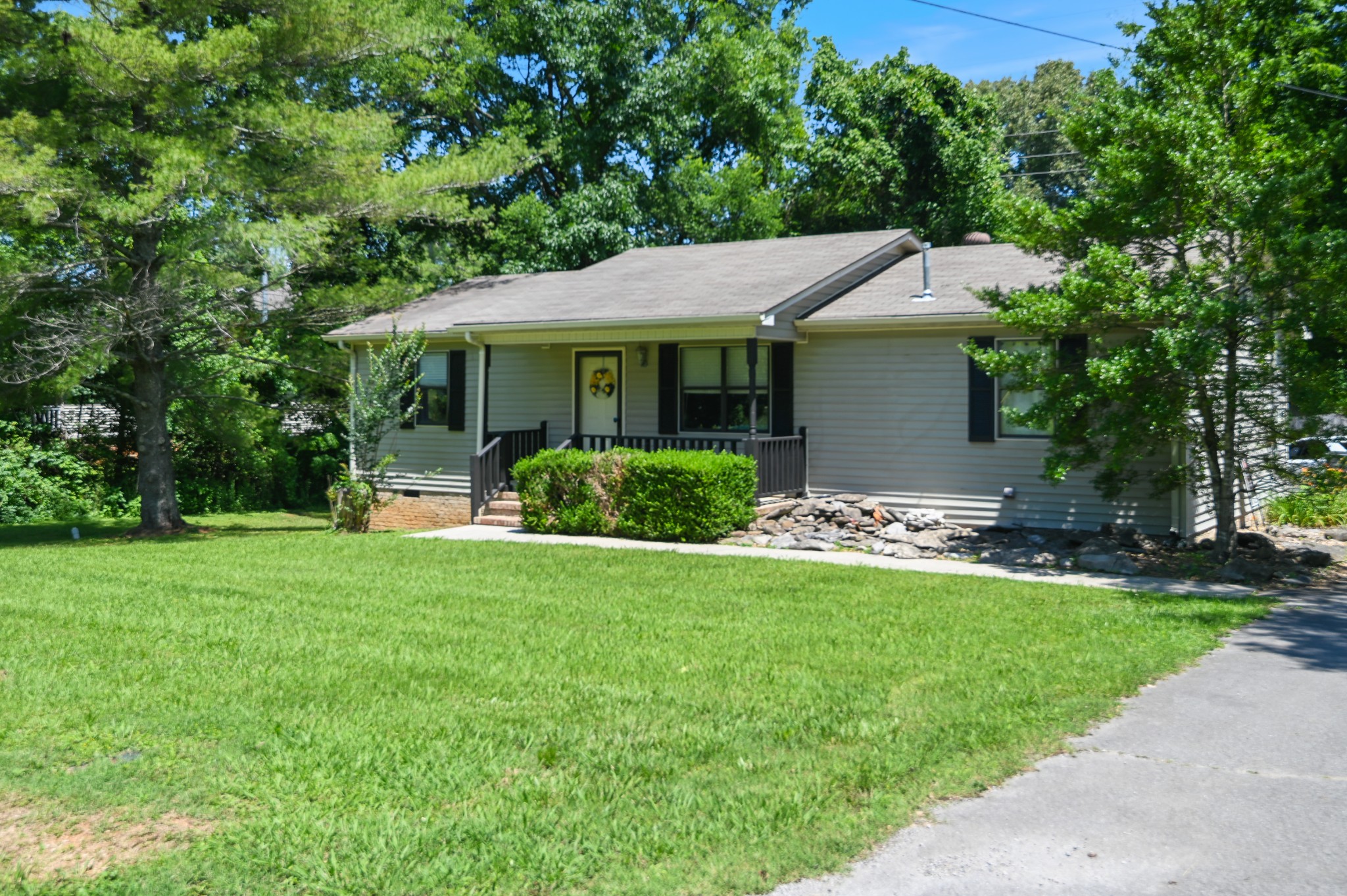 200 Vinewood Road McMinnville, TN 37110 - Photo 7 of 29
