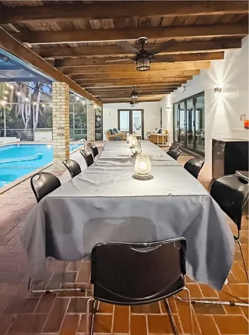 a view of a garden with plants