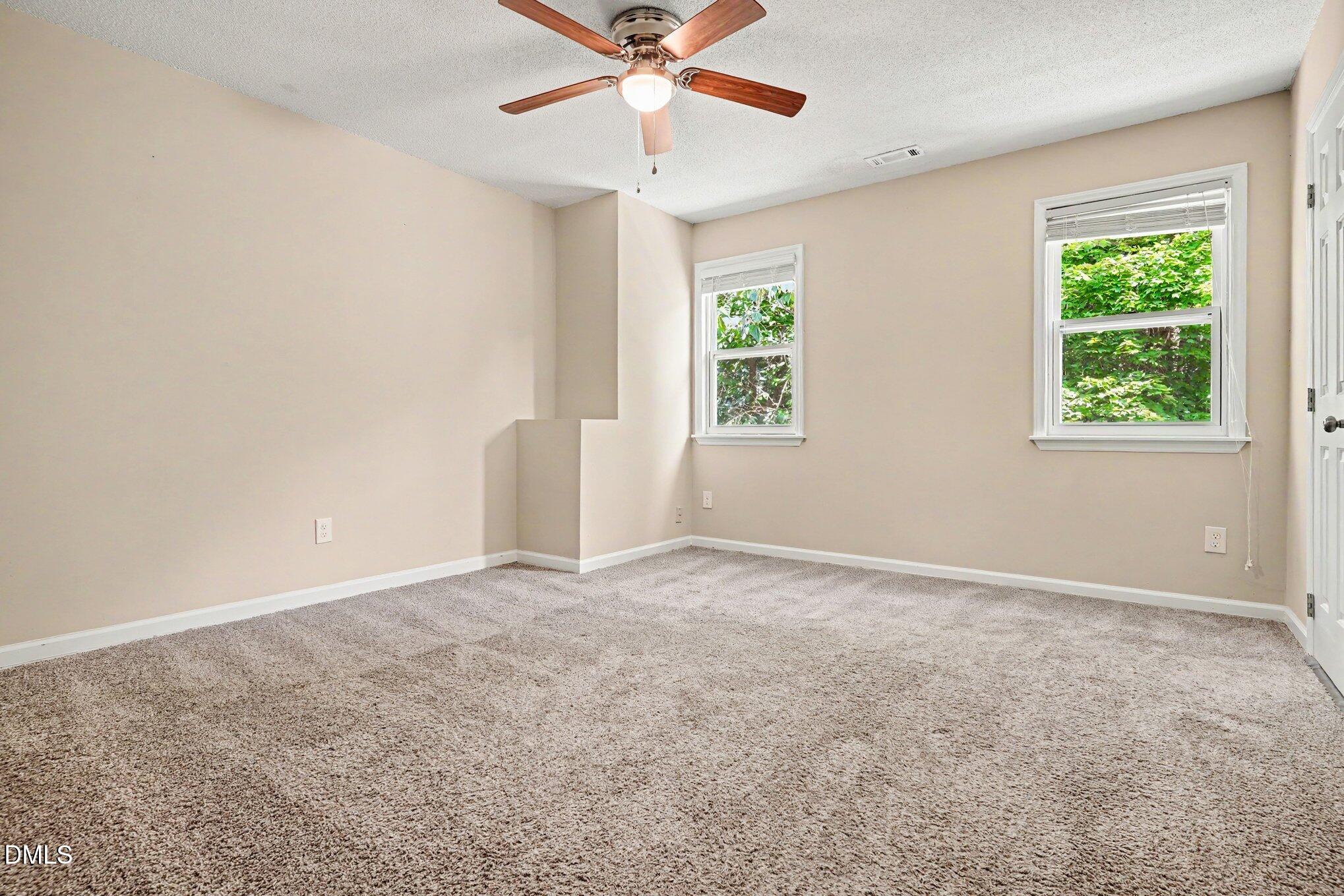 5304 Ridgeloch Place Raleigh, NC 27612 - Photo 9 of 15 008_file_3255