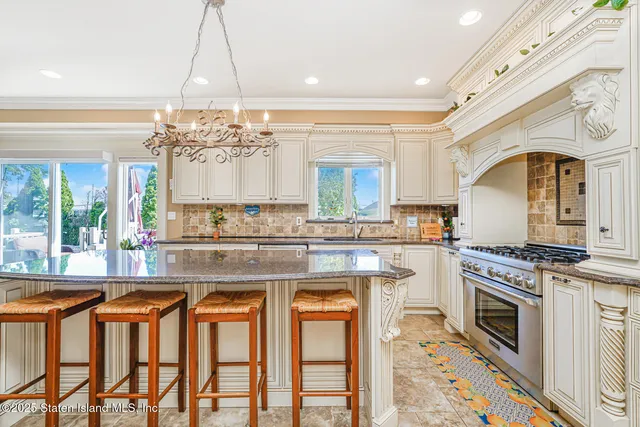 $2,399,999 | 66 Normalee Road | Grasmere