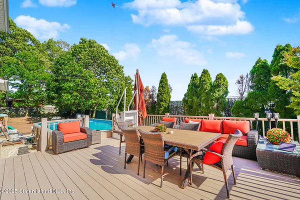 $2,399,999 | 66 Normalee Road | Grasmere