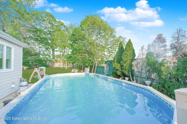 $2,399,999 | 66 Normalee Road | Grasmere