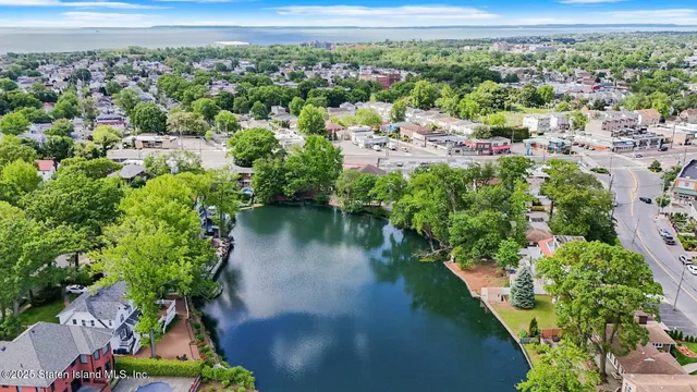 $2,399,999 | 66 Normalee Road | Grasmere