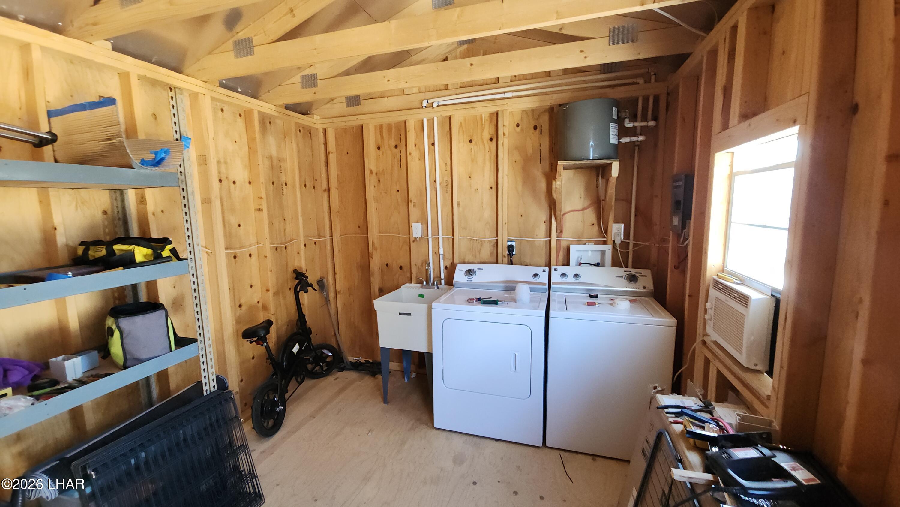 33 North Juniper Road Quartzsite, AZ 85346 - Photo 15 of 40 a view of storage and utility room