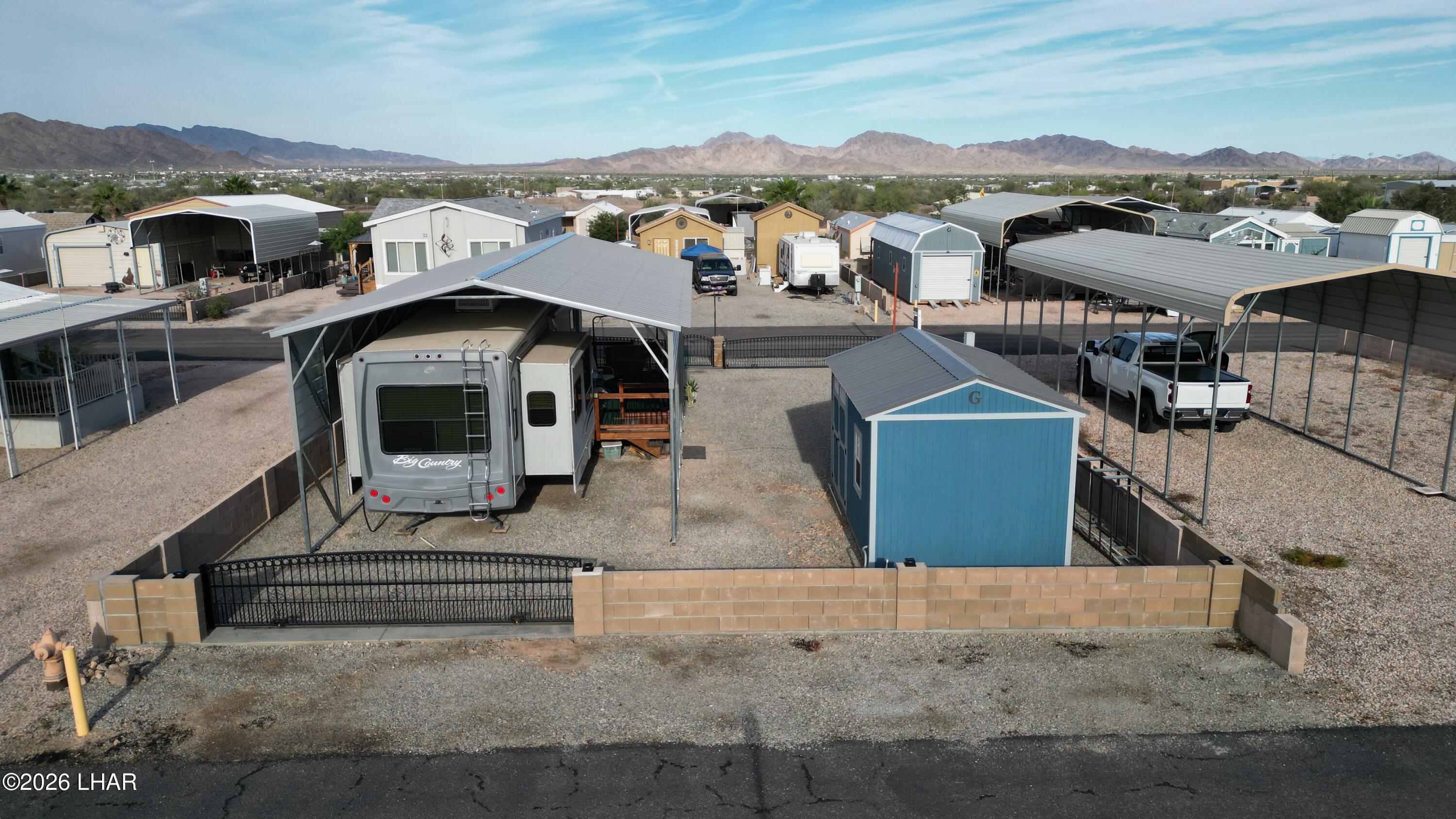 33 North Juniper Road Quartzsite, AZ 85346 - Photo 8 of 40 Back 2