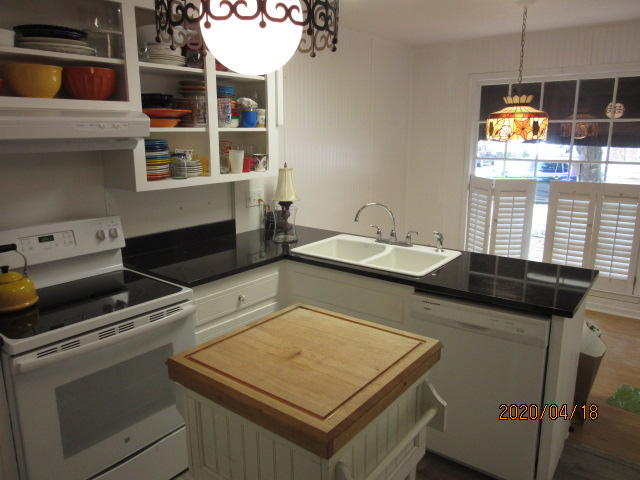 1168 Rosemead Road Mount Pleasant, SC 29464 - Photo 3 of 35 IMG_2675