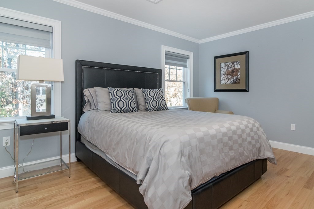 88 Manor Avenue Wellesley, MA 02482 - Photo 15 of 23