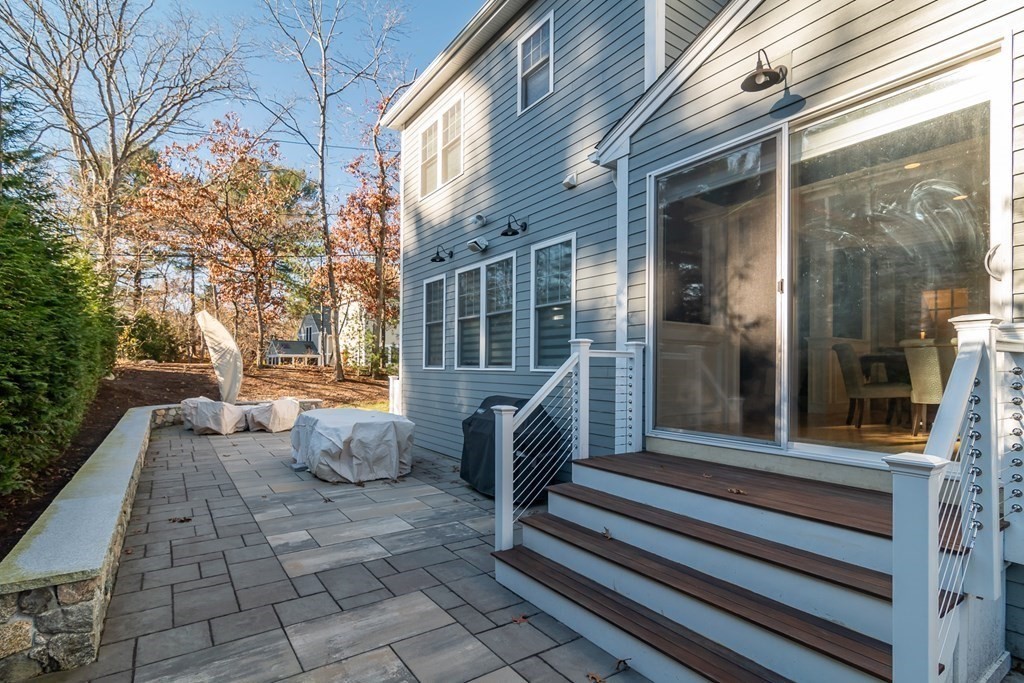 88 Manor Avenue Wellesley, MA 02482 - Photo 22 of 23