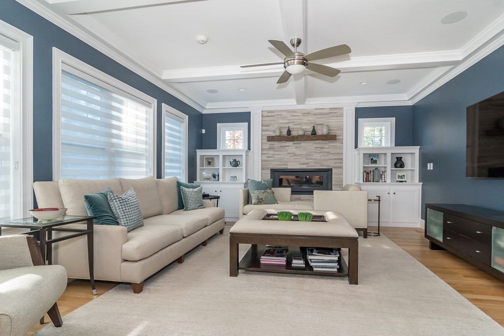 88 Manor Avenue Wellesley, MA 02482 - Photo 7 of 23