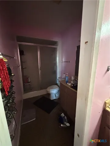 $450,000 | 946 County Road 4818, Kempner, TX 76539