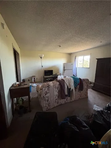 $450,000 | 946 County Road 4818, Kempner, TX 76539