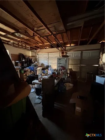 $450,000 | 946 County Road 4818, Kempner, TX 76539