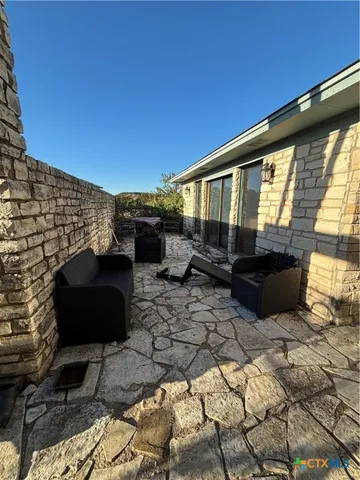 $450,000 | 946 County Road 4818, Kempner, TX 76539