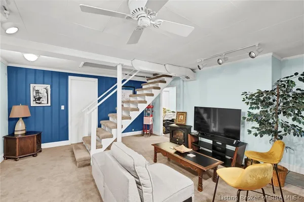 $339,000 | 303 North Hubbards Lane, Louisville, KY 40207