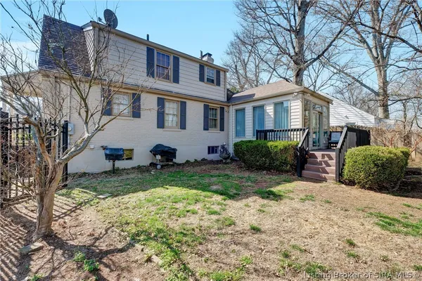 $339,000 | 303 North Hubbards Lane, Louisville, KY 40207