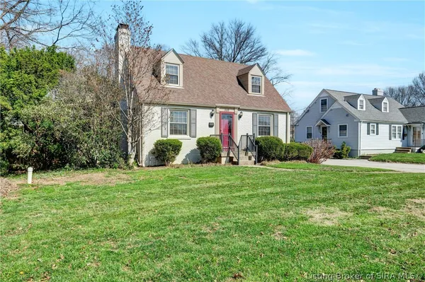 $339,000 | 303 North Hubbards Lane, Louisville, KY 40207