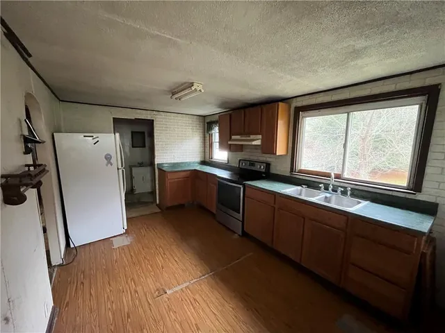 $70,000 | 213 Laurel Street, Northern Cambria, PA 15714