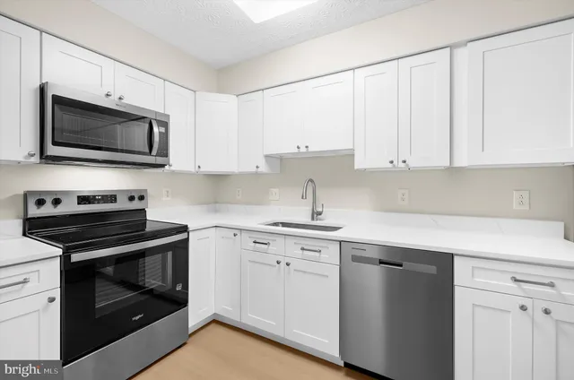 $2,650 | 615 Admiral Drive, Unit 306, Annapolis, MD 21401