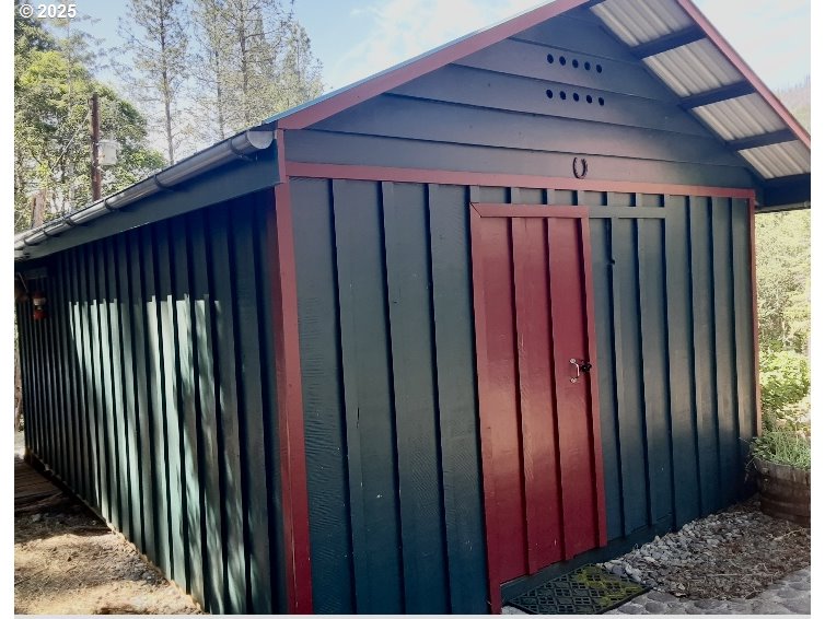 4580 Old House Creek Road Agness, OR 97406 - Photo 29 of 46 a view of a backyard