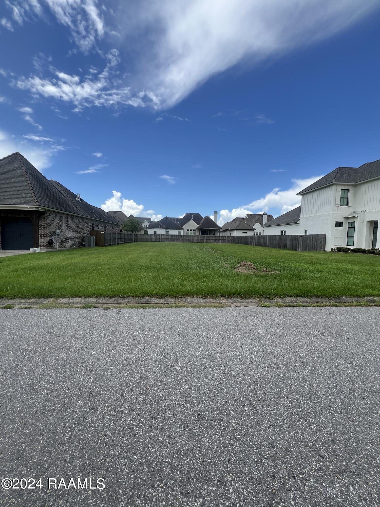 105 Waterfowl Road Lafayette, LA 70508 - Photo 1 of 3 Gallery Image 1