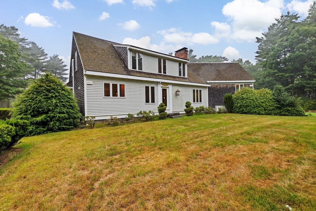 41 Spring Street Plympton, MA 02367 - Photo 2 of 41 Gallery Image 2