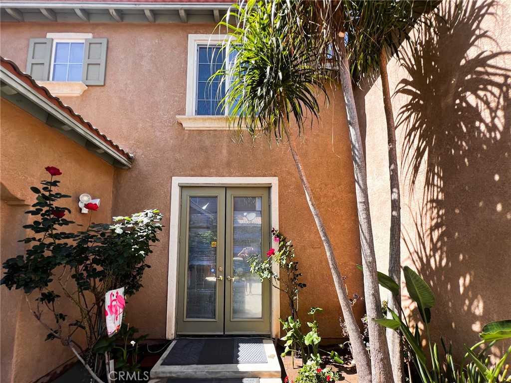 3857 Bella Torre Road Perris, CA 92571 - Photo 4 of 25 a front view of a house