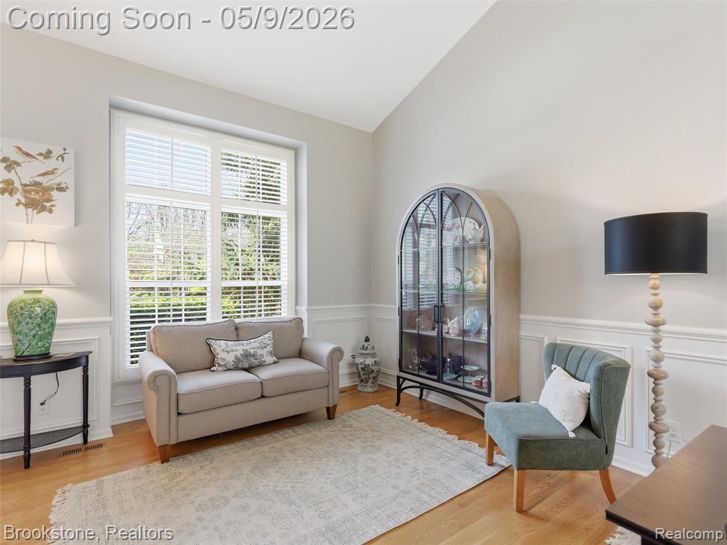 722 Lake Ridge Road Rochester, MI 48307 - Photo 17 of 48