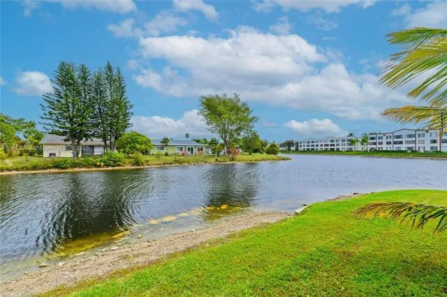 $533,000 | Westwood, Tamarac, FL 33321