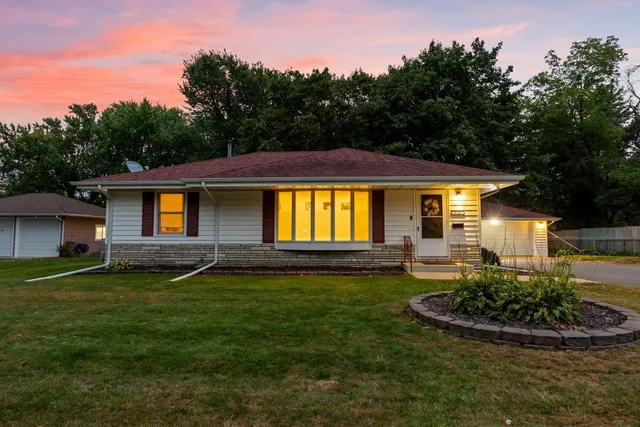 $359,990 | 6216 Winnetka Avenue North, Brooklyn Park, MN 55428