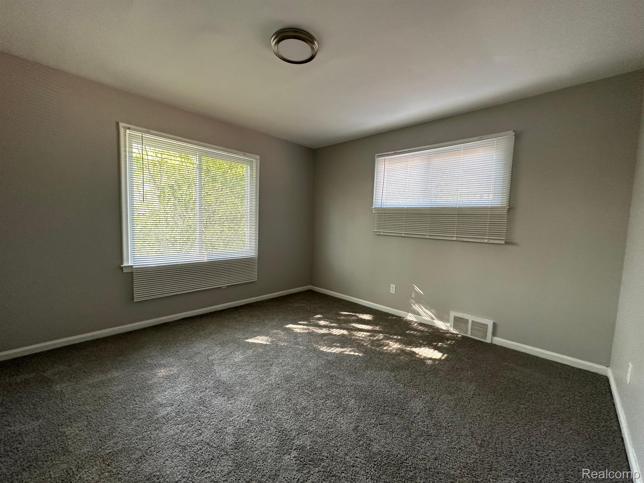 529 Frazier Street River Rouge, MI 48218 - Photo 23 of 41 Gallery Image 23