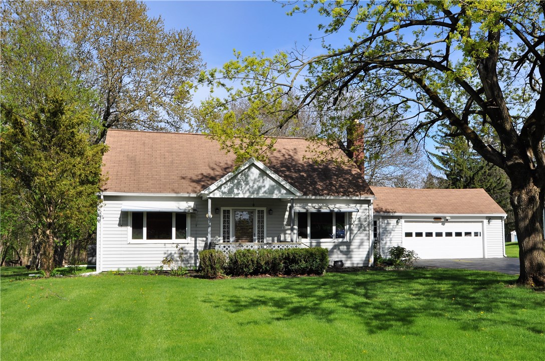 174 Moseley Road Perinton, NY 14450 - Photo 1 of 1 Gallery Image 1
