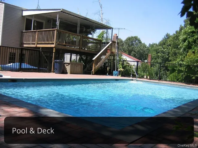 $825,000 | 23 Ridge Court, Smithtown, NY 11788