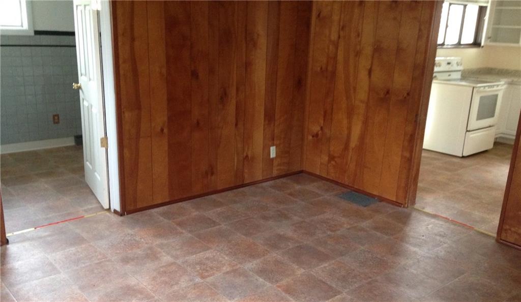 108 Cleveland Street Butler, PA 16001 - Photo 7 of 12 Gallery Image 7