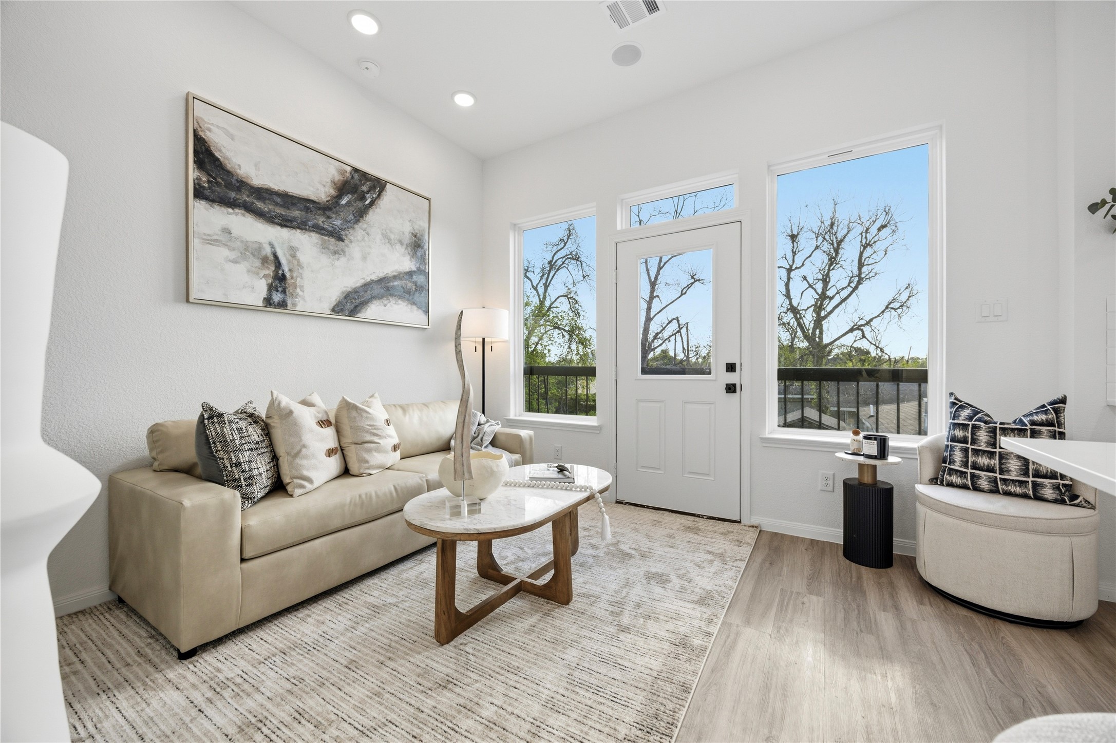 4713 Mallow Street, Unit A/B Houston, TX 77033 - Photo 5 of 25