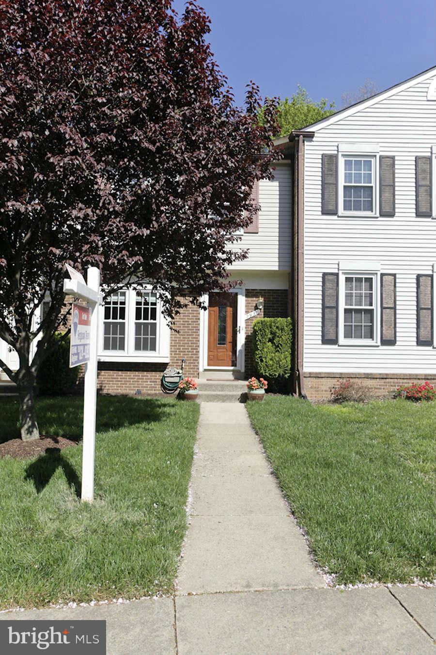 7937 Forest Path Way Springfield, VA 22153 - Photo 2 of 28 Exterior (Front)