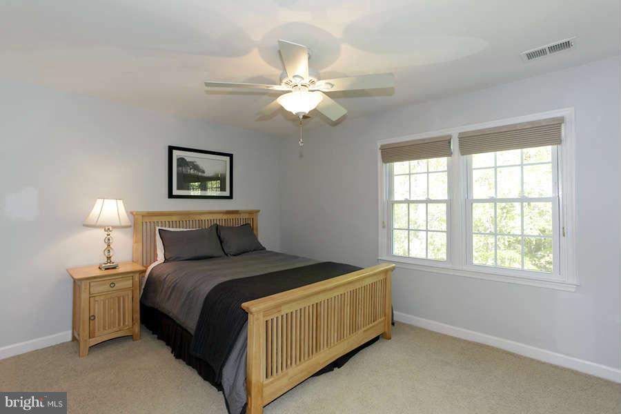 7937 Forest Path Way Springfield, VA 22153 - Photo 16 of 28 Bedroom (Master)