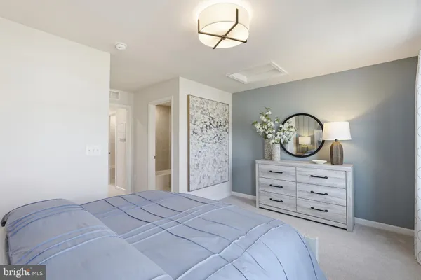 $326,990 | 304 Presidents Pointe Avenue, Unit 610, Ranson, WV 25438