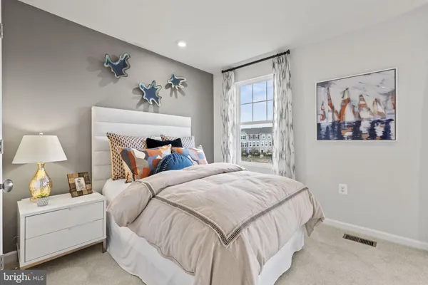 $326,990 | 304 Presidents Pointe Avenue, Unit 610, Ranson, WV 25438