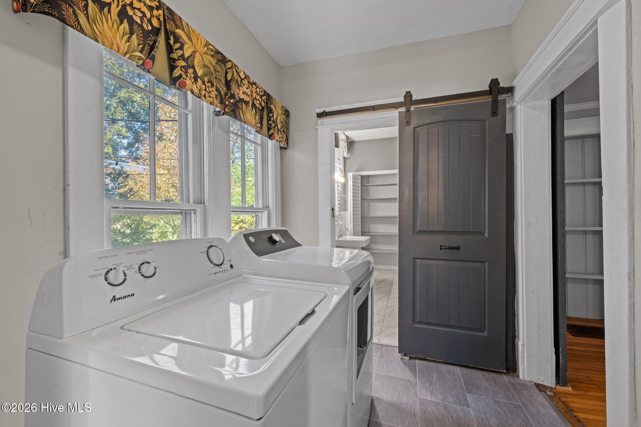 411 George Street New Bern, NC 28560 - Photo 15 of 76 Laundry