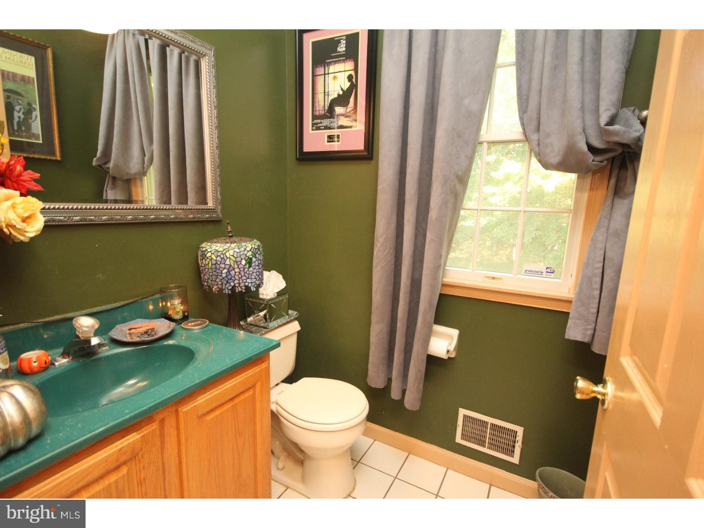 45 Whitcomb Road Hightstown, NJ 08520 - Photo 10 of 22