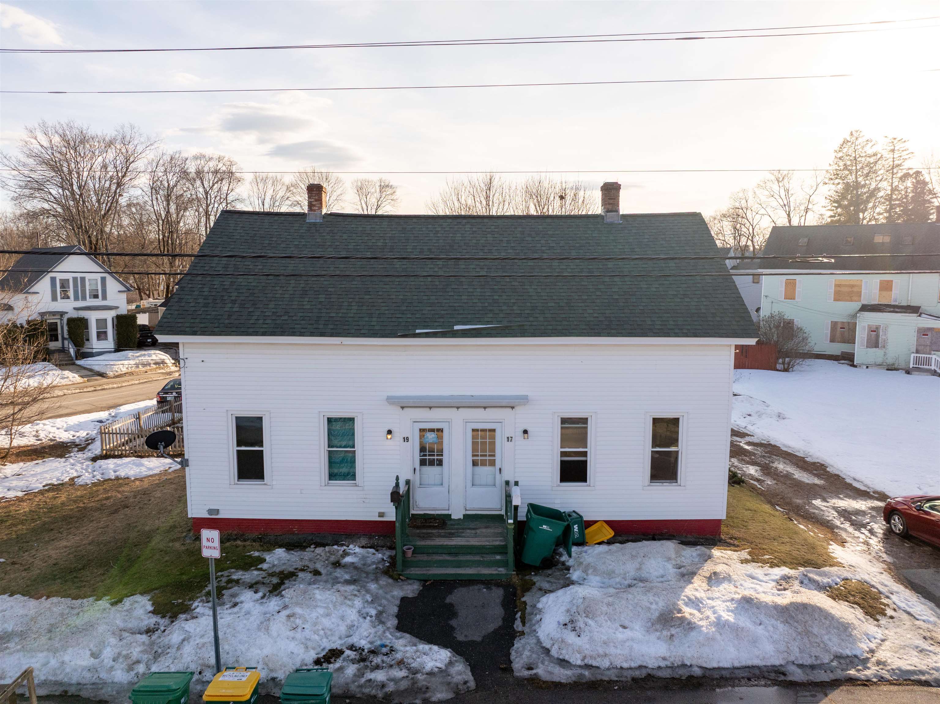 17-19 Upham Street Rochester, NH 03867 - Photo 1 of 32