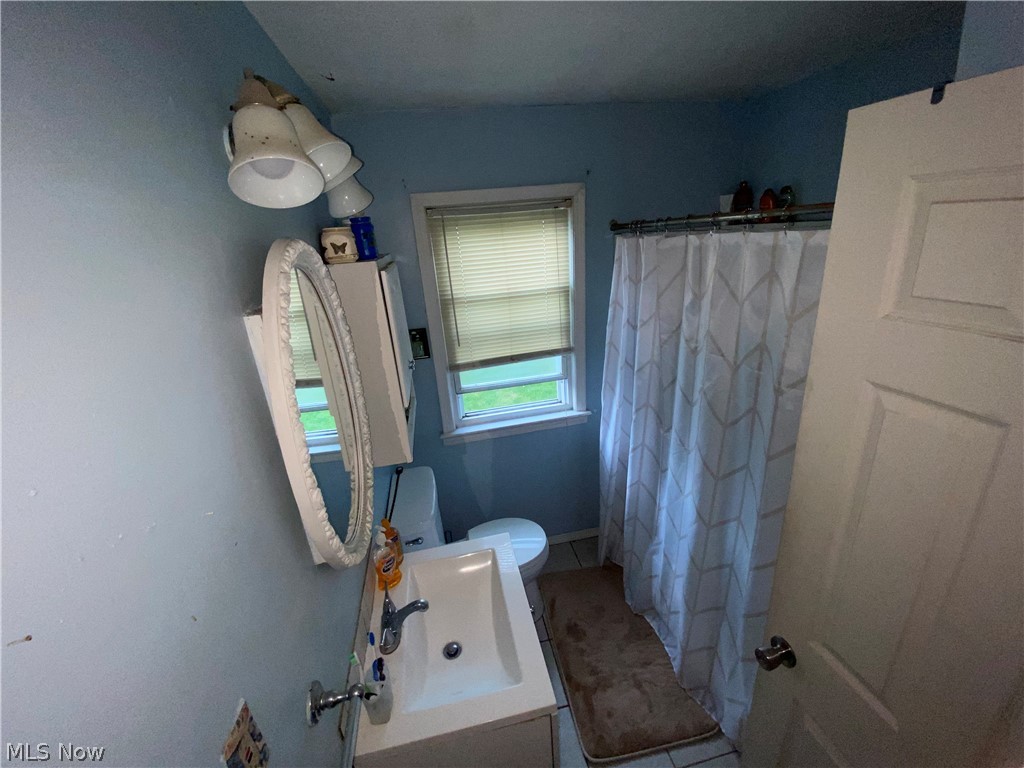 3304 Brookpark Road Cleveland, OH 44134 - Photo 8 of 19
