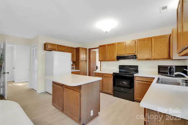 $565,000 | 123 Linville Drive, Matthews, NC 28105