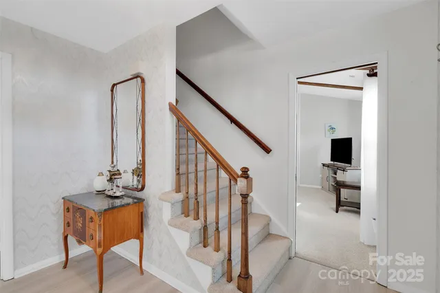 $565,000 | 123 Linville Drive, Matthews, NC 28105